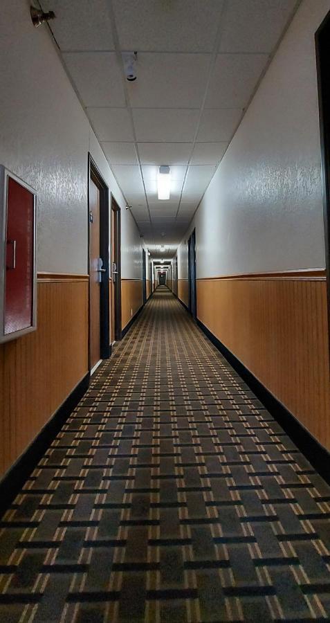 Days Inn By Wyndham Willmar מראה חיצוני תמונה