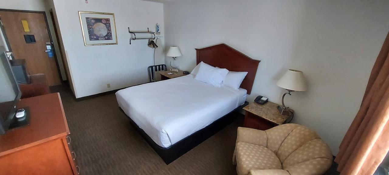 Days Inn By Wyndham Willmar מראה חיצוני תמונה
