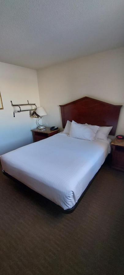 Days Inn By Wyndham Willmar מראה חיצוני תמונה