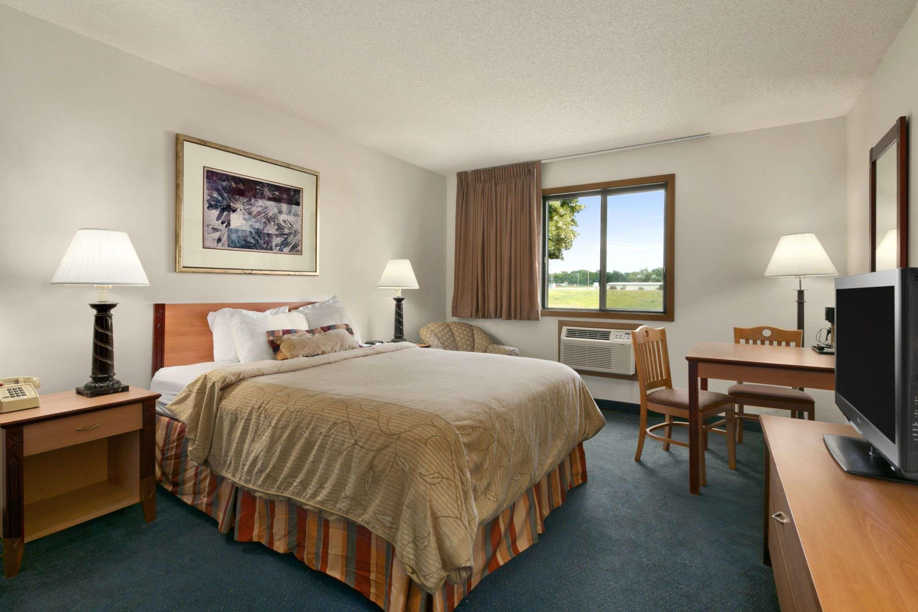 Days Inn By Wyndham Willmar מראה חיצוני תמונה